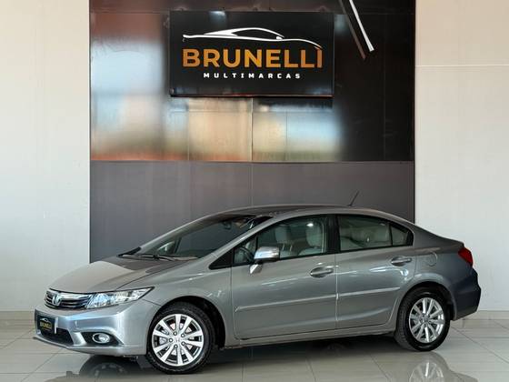 HONDA CIVIC 2.0 LXR 16V FLEX 4P AUTOMÁTICO HONDA CIVIC 2.0 LXR 16V FLEX 4P AUTOMÁTICO